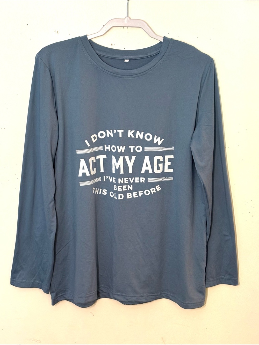 Blue Graphic Long Sleeve Tee. Size XL. NWT.